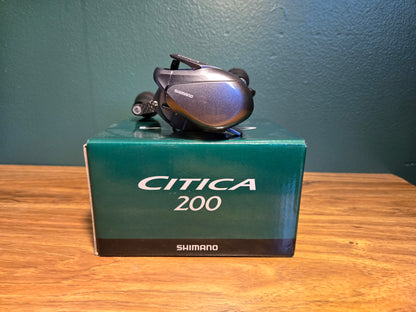 Shimano Citica 200 Baitcasting Reel w/ 95mm Carbon Fiber Handle