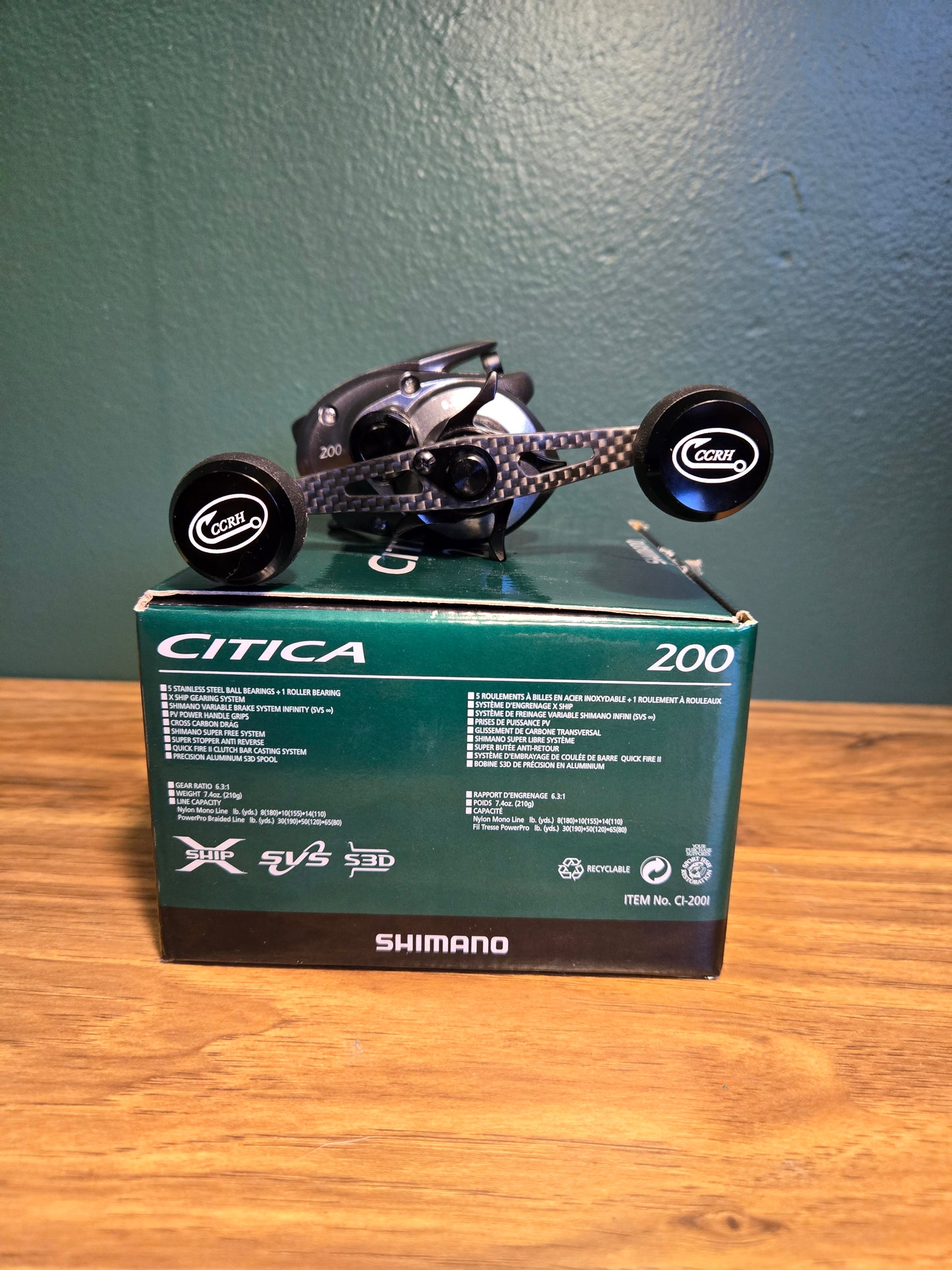 Shimano Citica 200 Baitcasting Reel w/ 95mm Carbon Fiber Handle
